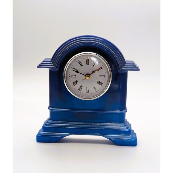 Small Resin Mantel/Desktop Clock Blue with Silver Trim Hand Crafted NEW - Picture 1 of 7